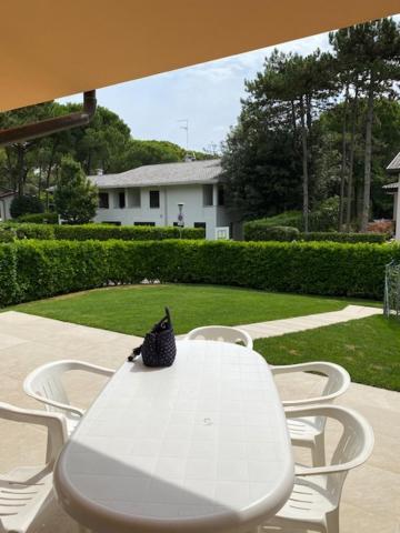 Villa Delle Terme Lignano Sabbiadoro Exterior photo