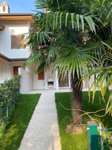 Villa Delle Terme Lignano Sabbiadoro Exterior photo